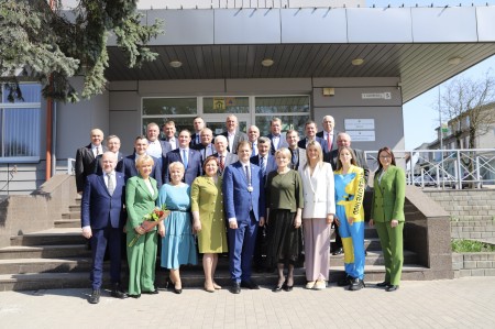 Vyko pirmasis naujai išrinktos 2023-2027 m. kadencijos Raseinių rajono savivaldybės tarybos posėdis