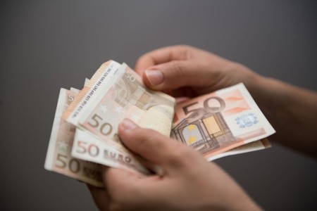 Informuojame, kad vėluos išmokų vaikams ir individualios pagalbos teikimo išlaidų kompensacijų mokėjimas