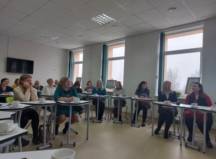 Mokyklos rengiasi atnaujinti ugdymo turinį – Radviliškio ugdymo įstaigų  patirtis raseiniškiams