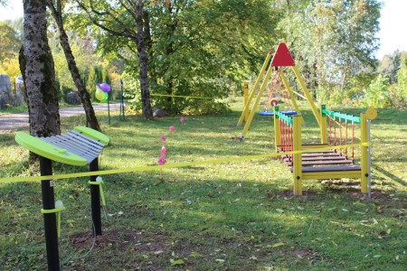 Įgyvendintas projektas „Viešosios erdvės prie Berteškių tvenkinio atnaujinimas“