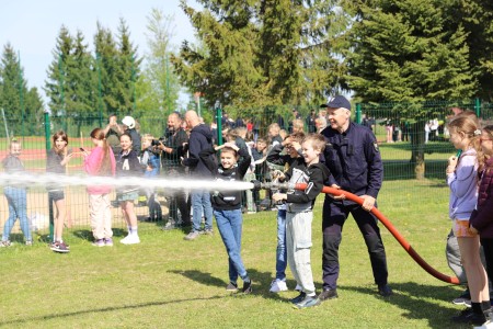 Šv. Florijono dienos minėjimo šventę Raseinių rajono ugniagesiai dovanojo sau ir gyventojams