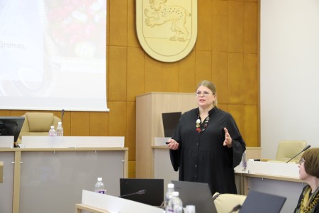 Raseiniuose diskutuota apie nematerialaus kultūros paveldo vertybių išsaugojimą ir plėtrą