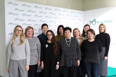 Savivaldybėje vyko pirmasis pasitarimas dėl globėjų pritraukimo ir visuomenės švietimo šiuo klausimu