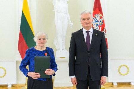 Viduklės seniūnijos gyventoja Jadvyga Janušienė apdovanota ordino „Už nuopelnus Lietuvai“ medaliu