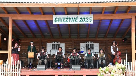 Girkalnyje nuaidėjo „Girkalnio griežynė“ – tradicijų, muzikos ir bendrystės šventė