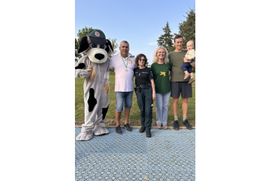 0004_sporto-sventes-organizatorius-zygimantas-su-sveciais-ir-pirminine-laura-lukauskiene_1757416589-01682e2b2ecf0eb5d0f12bf9fd9af458.jpg